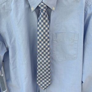 Lord & Taylor Blue Checkered Tie great picture day and family photos 100% silk